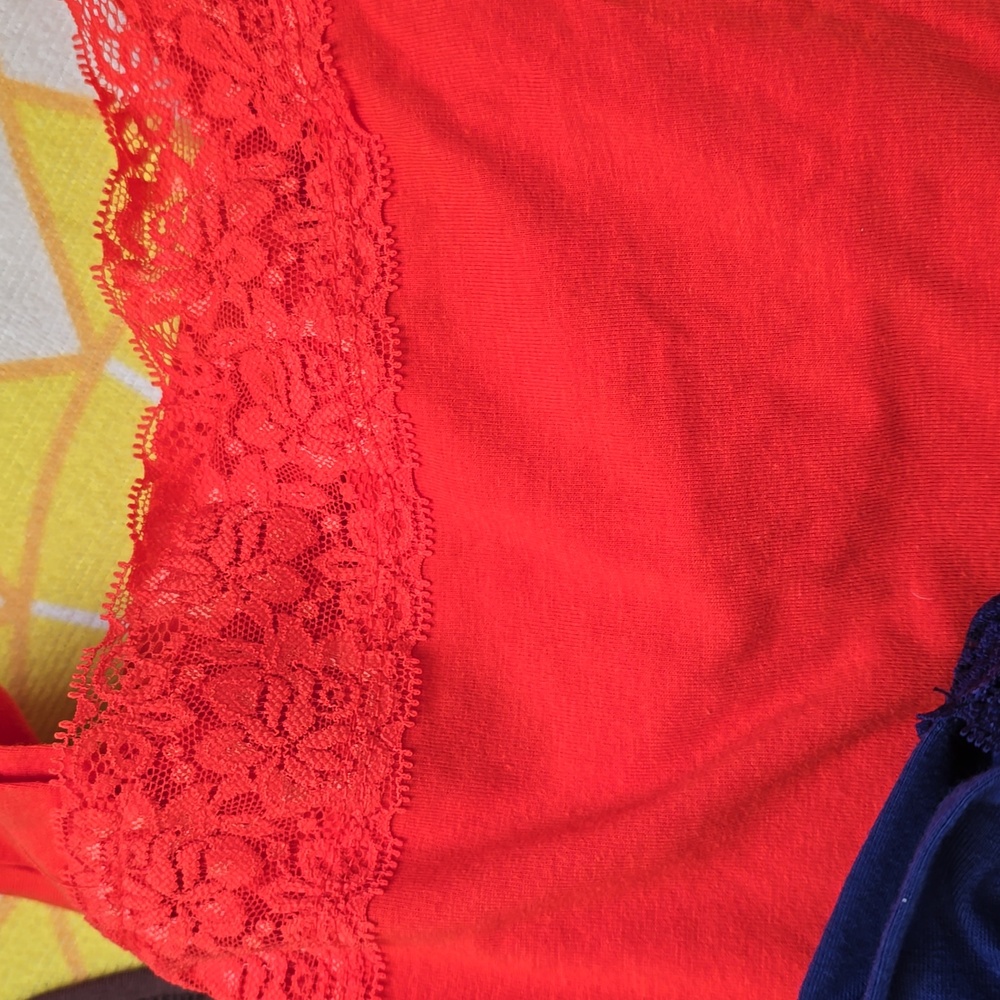 EUC - Plus Size Tank Tops in Brown, Red And Blue Bundle, Size 1X/1T - Picture 16 of 16